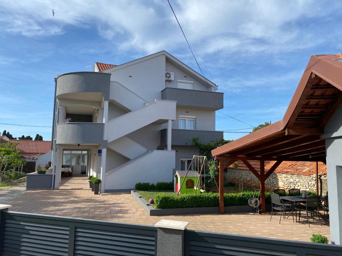 Apartments Nada Sukošan 外观 照片